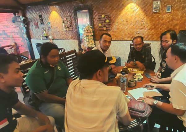Pasca Adukan Kurniadi ke Polres, Karang Taruna Sumenep Adakan Rapat Dadakan 6 Pasca Adukan Kurniadi ke Polres, Karang Taruna Sumenep Adakan Rapat Dadakan