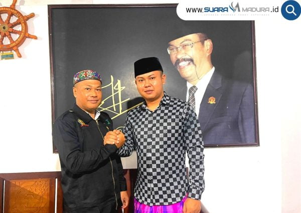 Kades Jangkong Respon Baik Berbagai Pihak Bantu Perbaikan Jalan Rusak