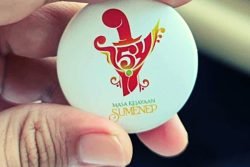 Bisnis Gaib Pin Keris Logo Hari Jadi Sumenep Ke-754 Seharga 10 Ribu Rupiah