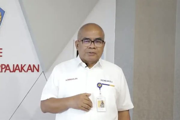 Banyak Perusahaan Rokok Tunggak Pajak, Komwasjak Turun ke Madura