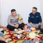 Kapolresta Sumenep Kombes Pol. Ariek Indra Sentanu kala bertandang ke Kantor AJS (Aliansi Jurnalis Sumekar).
