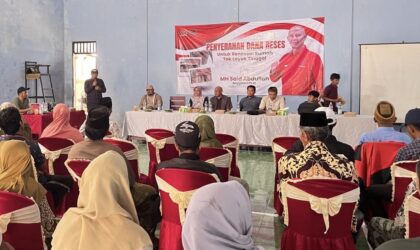 MH Said Abdullah Salurkan Dana Renovasi Rumah Tidak Layak Tinggal